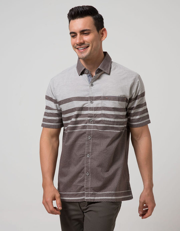 Cardinal Casual Men Kemeja Lengan Pendek