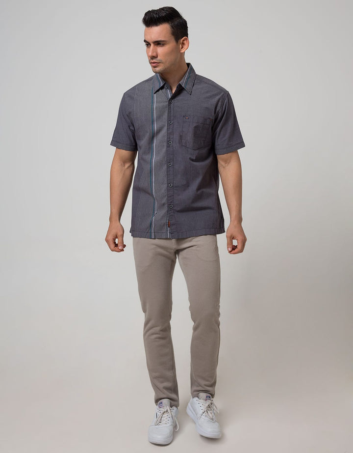 Cardinal Casual Men Kemeja Lengan Pendek