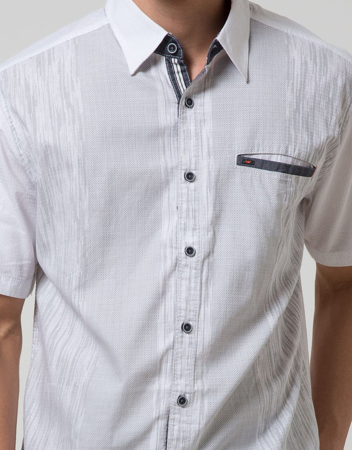 Cardinal Casual Men Kemeja Lengan Pendek