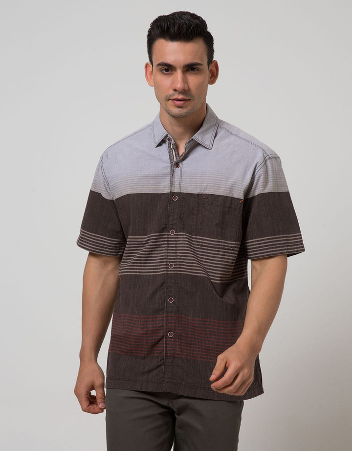 Cardinal Casual Men Kemeja Lengan Pendek