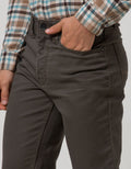 Cardinal Casual Men Celana Chinos
