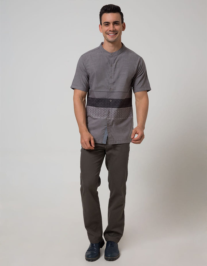 Cardinal Casual Men Kemeja Koko Lengan Pendek