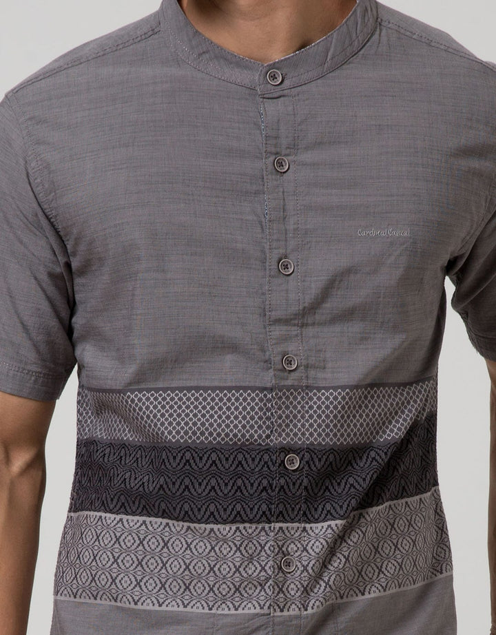 Cardinal Casual Men Kemeja Koko Lengan Pendek