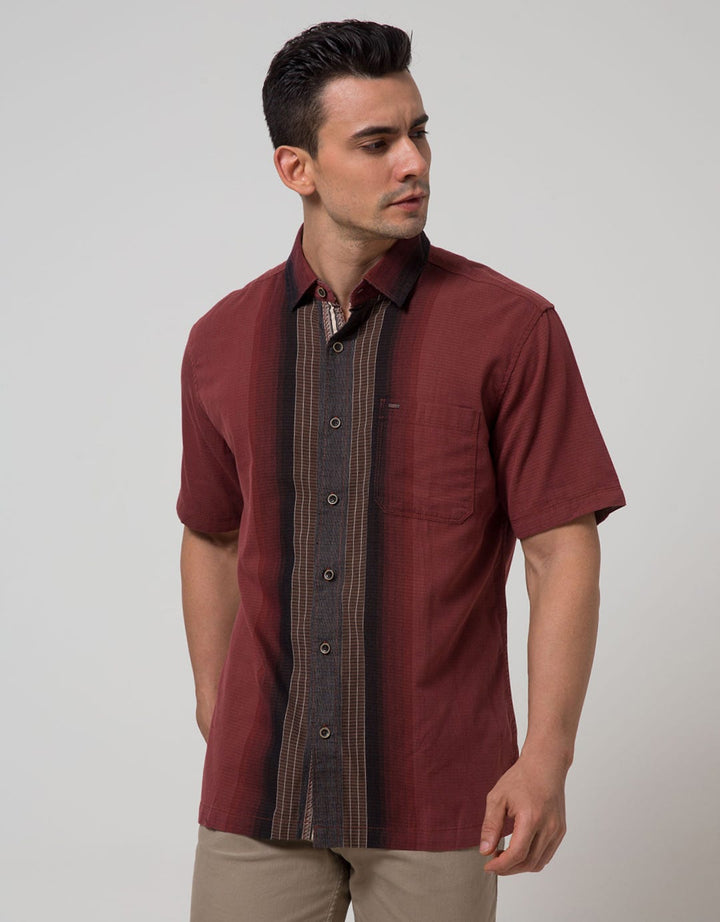 Cardinal Casual Men Kemeja Lengan Pendek
