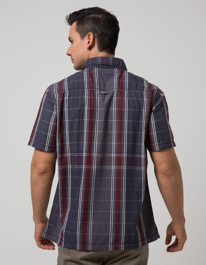 Cardinal Casual Men Kemeja Lengan Pendek