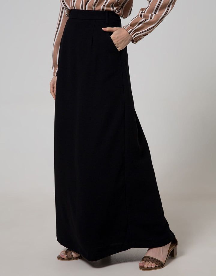 Cardinal Femme Rok Panjang