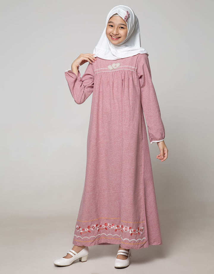 Donita Muslim Heart With Embroidery