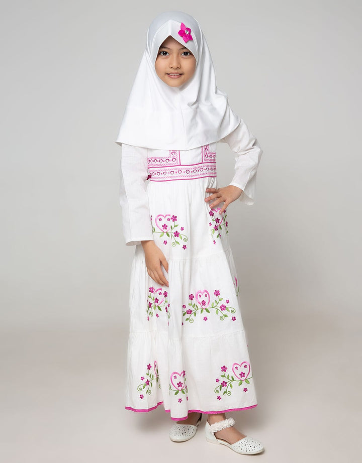 Donita Muslim White Love