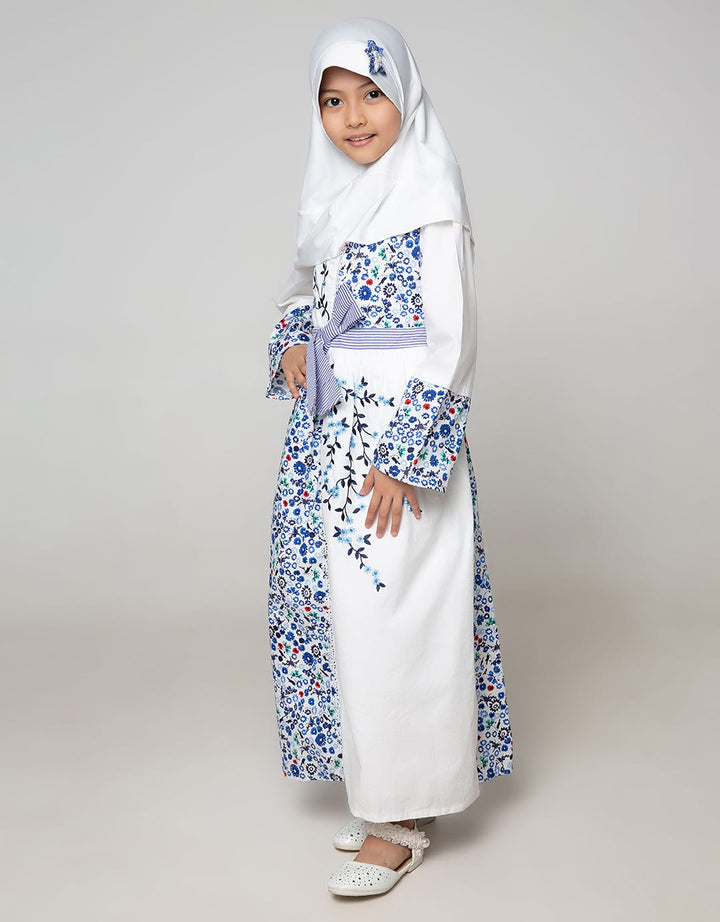 Donita Muslim Blue Flower