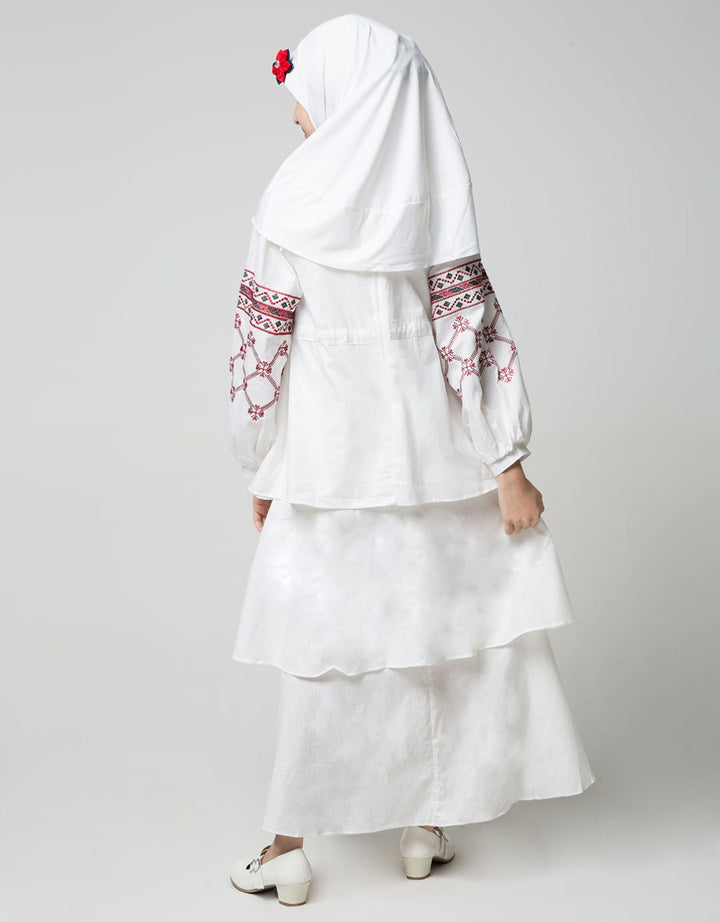 Donita Muslim Full With Layer