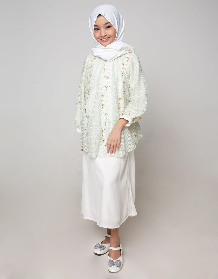 Donita Muslim Green Beauty