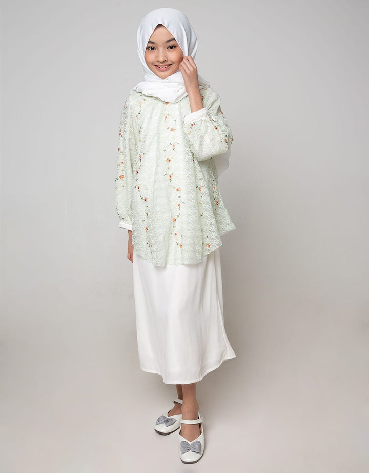 Donita Muslim Green Beauty