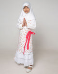 Donita Muslim Sweet White Flower