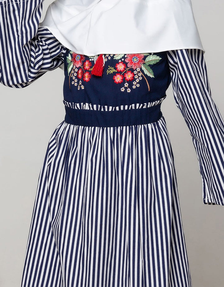 Donita Muslim Stripe