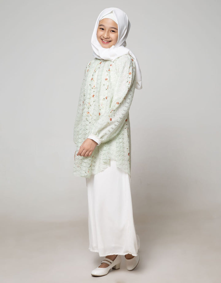Donita Muslim Green Beauty