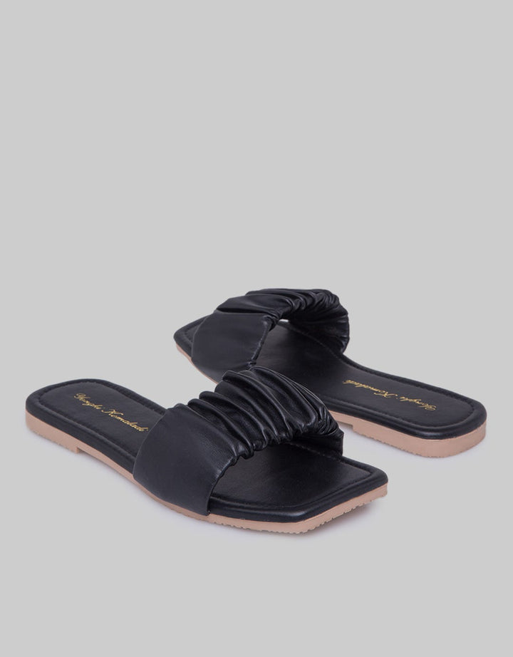 Yongki Komaladi Shaqila Sandals