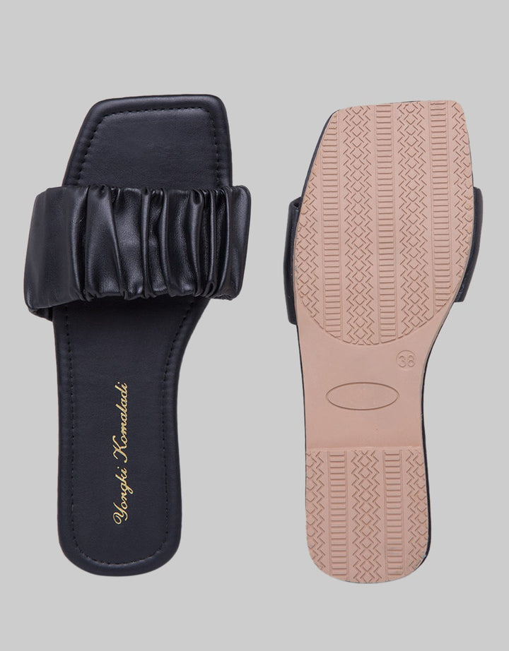 Yongki Komaladi Shaqila Sandals