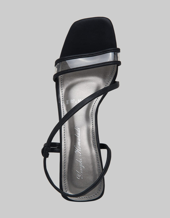 Yongki Komaladi Heels Sandal Wanita