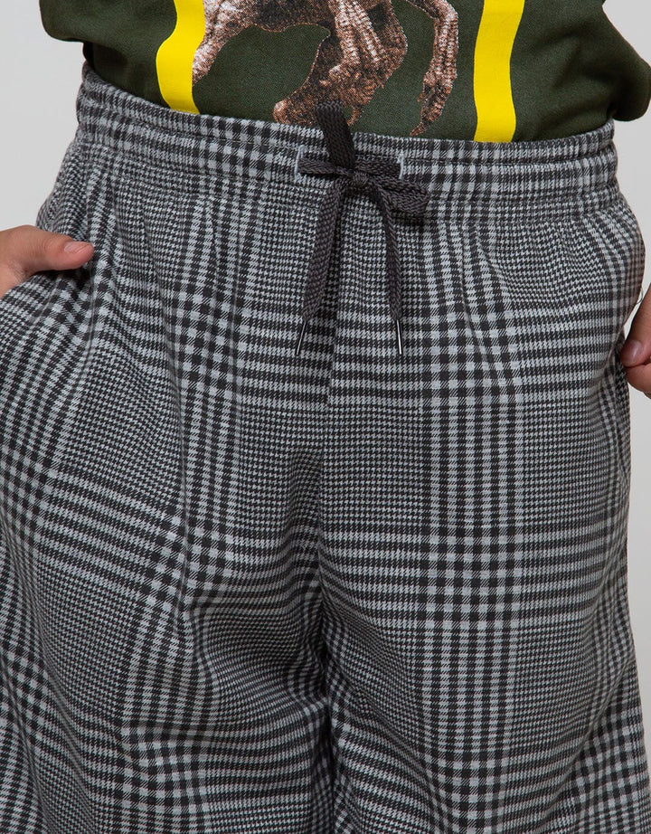 Aero Shorts Pants Fullprintn Tade Check