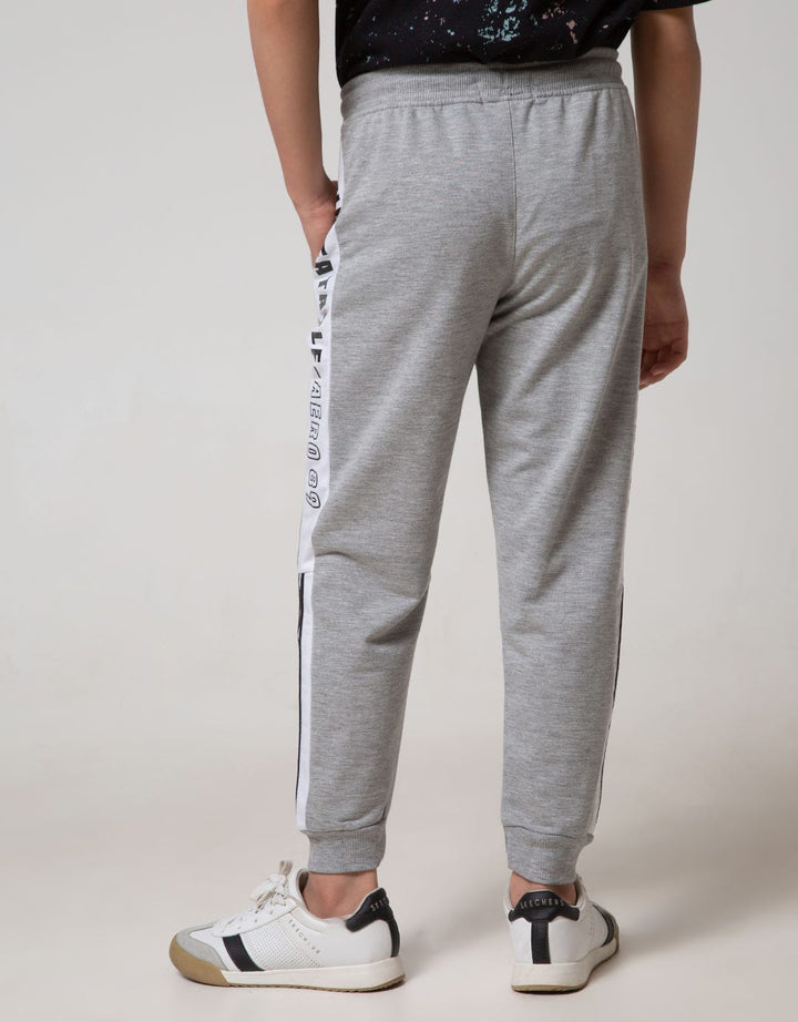 Aero Jogger Knitting Unbeatable