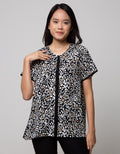 St. Yves Short Sleeve Blouse Top  Print Animal