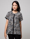 St. Yves Short Sleeve Blouse Top  Print Animal