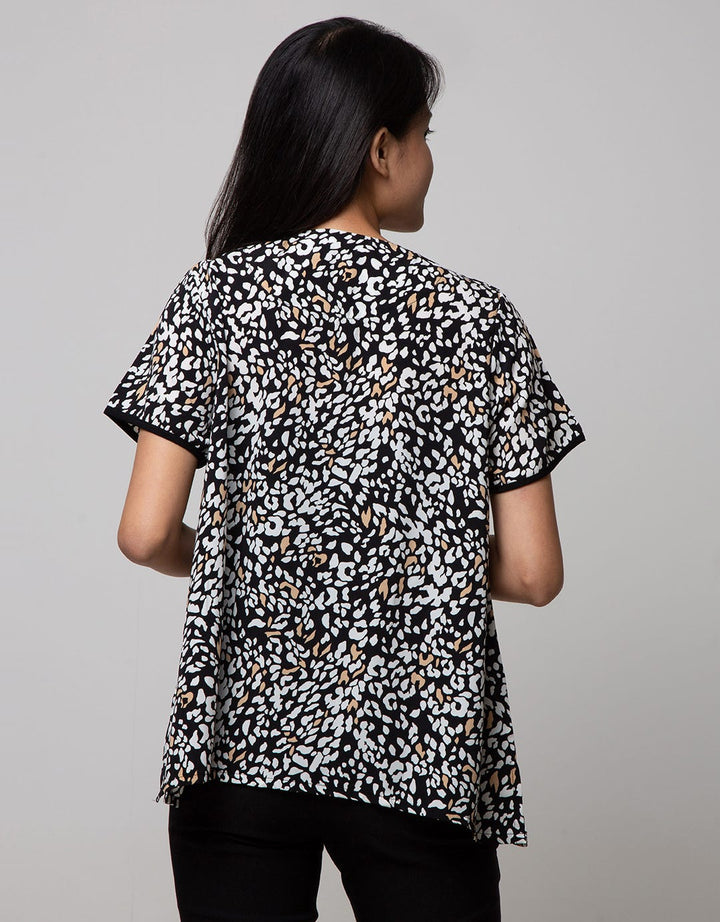 St. Yves Short Sleeve Blouse Top  Print Animal