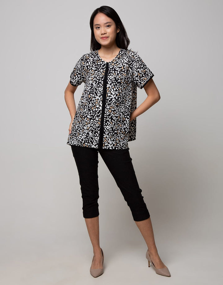 St. Yves Short Sleeve Blouse Top  Print Animal