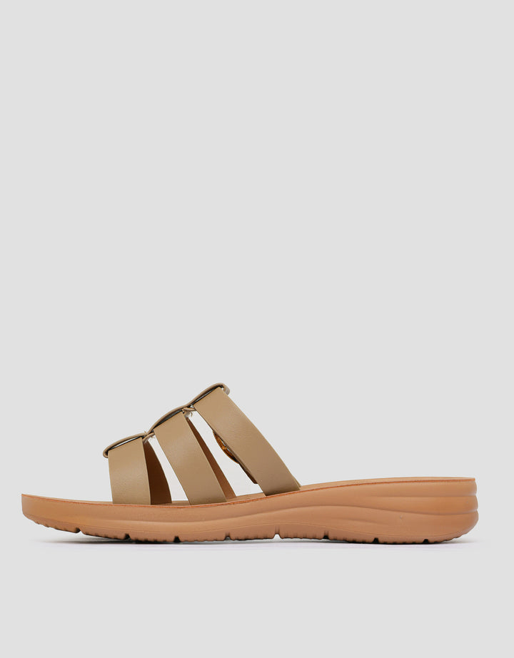 St. Yves Tripple Strap Slipper Sandal Wanita
