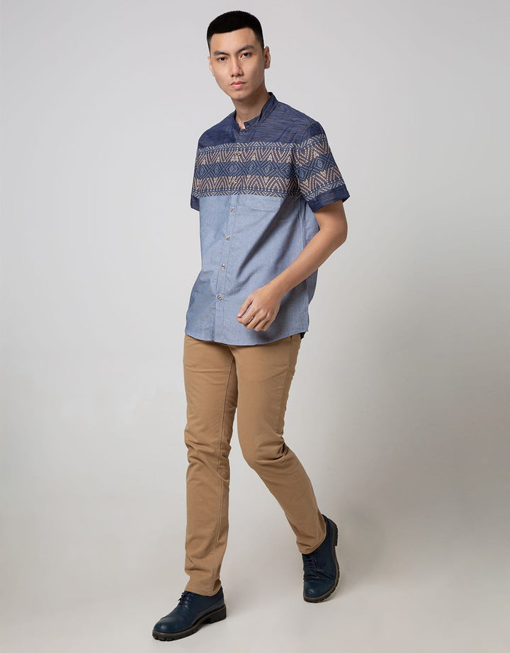 MOC Kemeja Lengan Pendek MCGEE