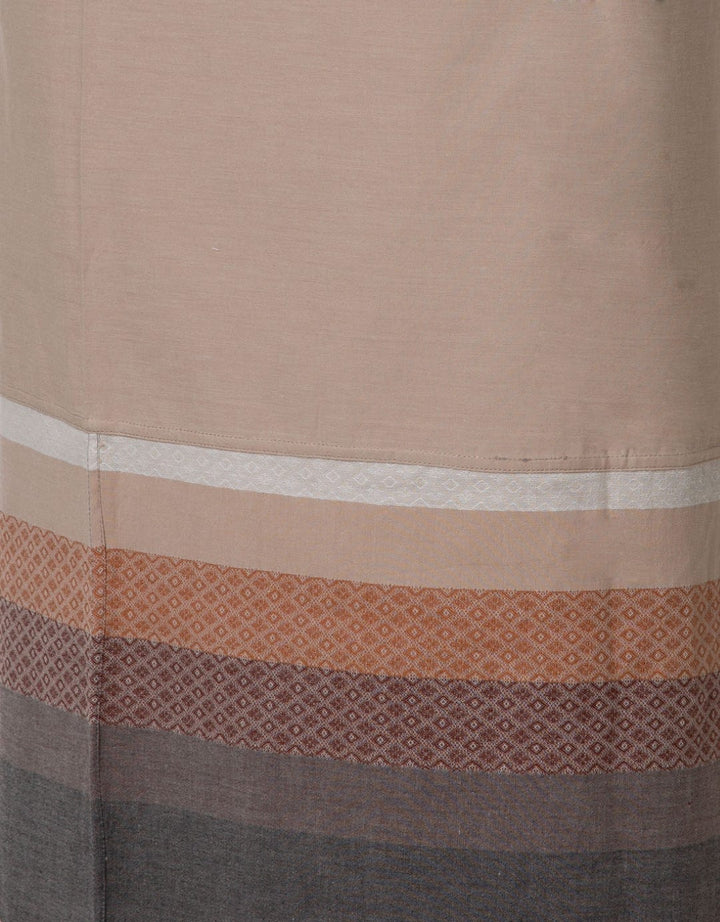 Intresse Roadhouse Sarung