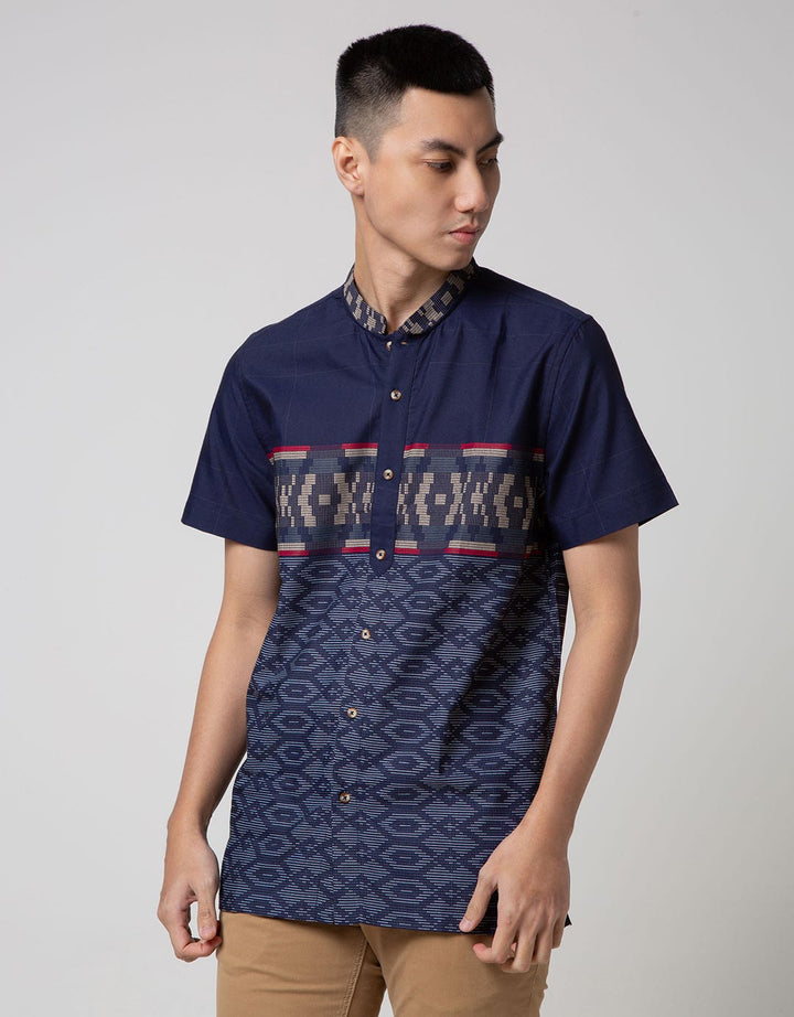 MOC Kemeja Lengan Pendek Townsea