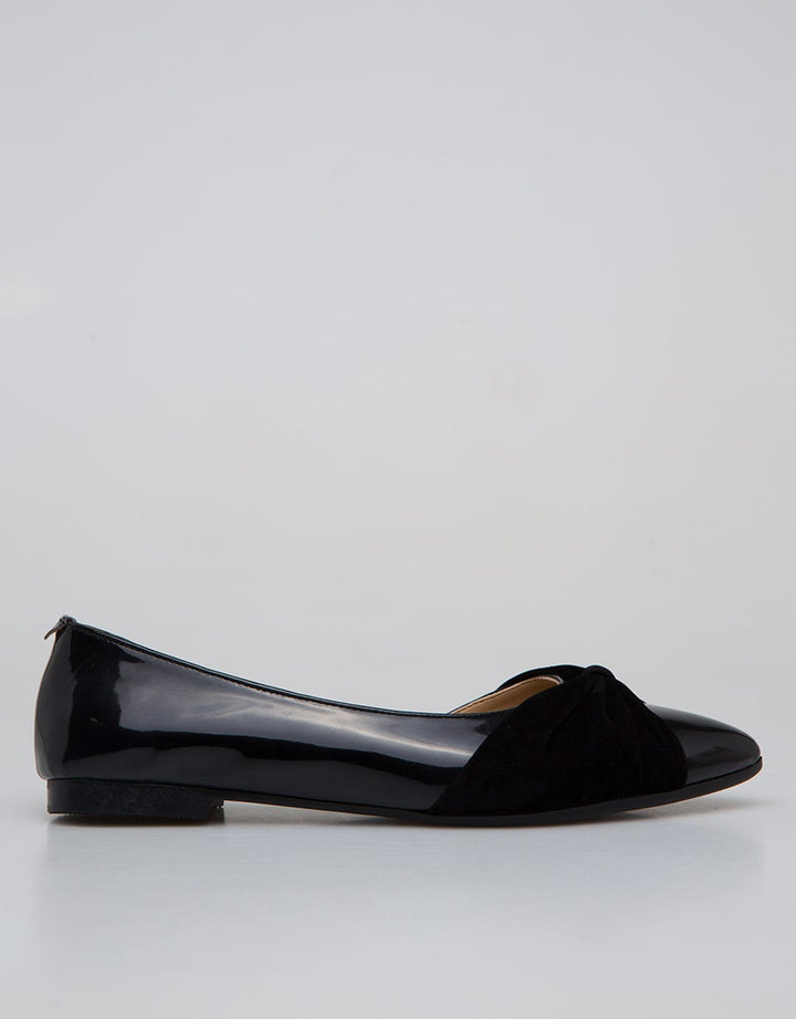 Nevada Ballerinas Knot