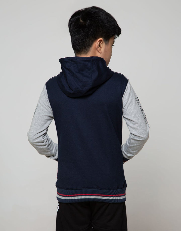 Marvel Spiderman Sweater Combination Maze