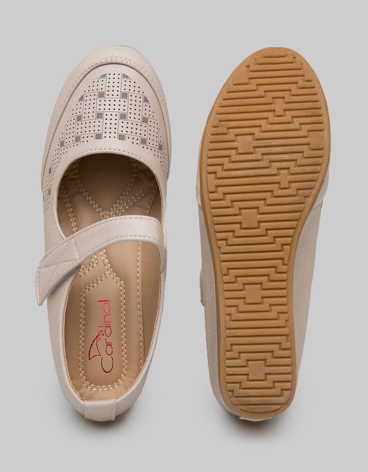 Cardinal Wedges Maisie 3