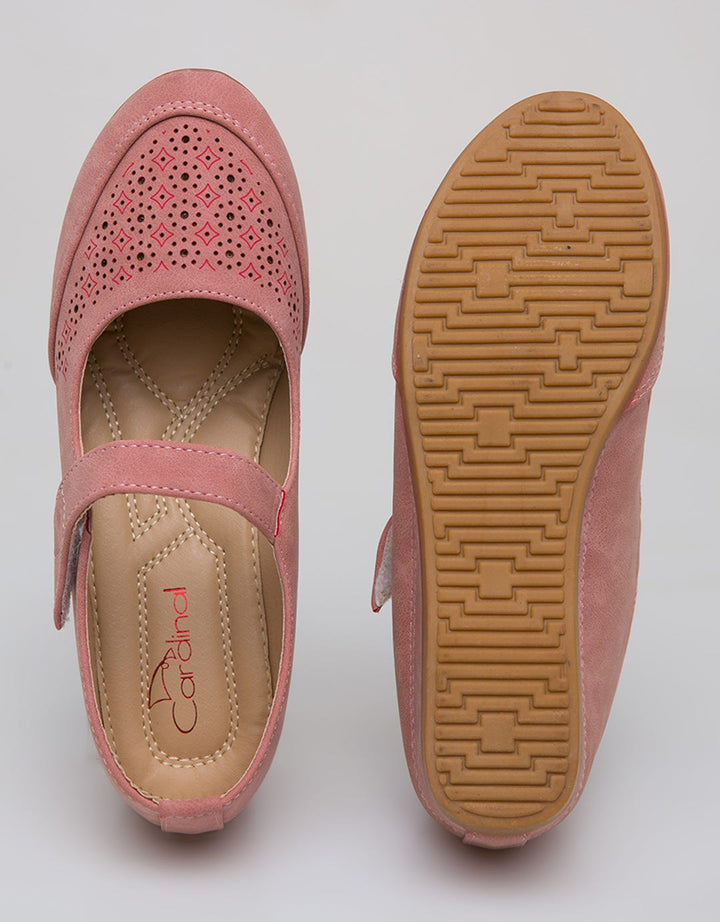 Cardinal Wedges Maisie 2