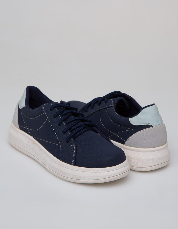 Cardinal Ladies Shoe