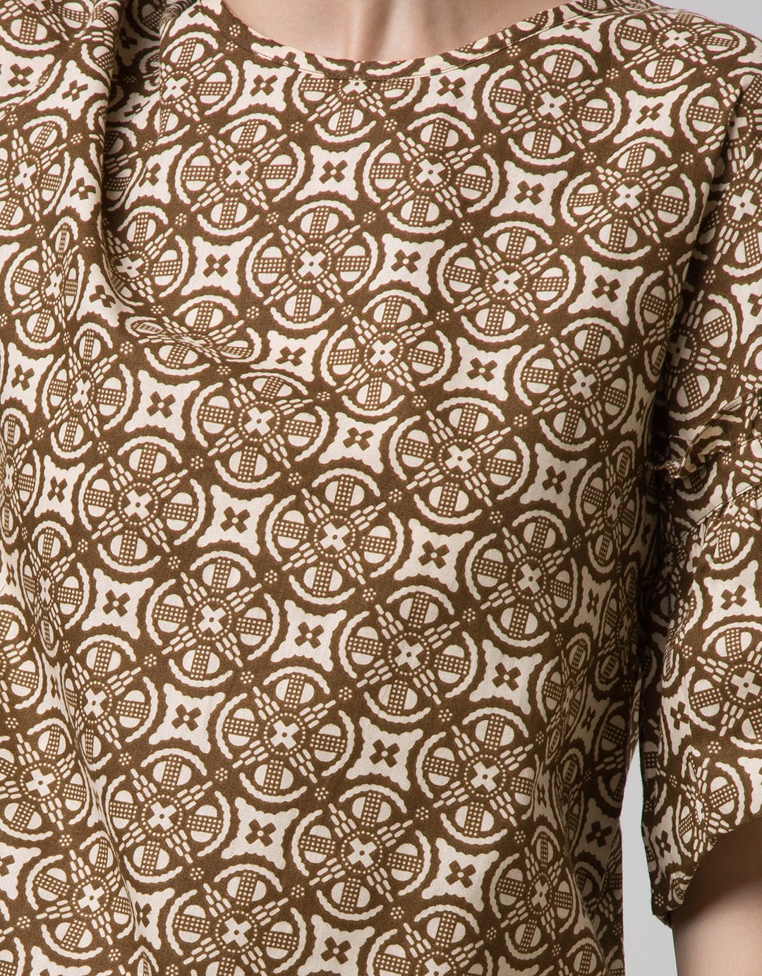Connexion 3/4 Blouse Batik Print Ruffle Sleeve Round Neck