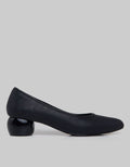 Yongki Komaladi Sherly Heels