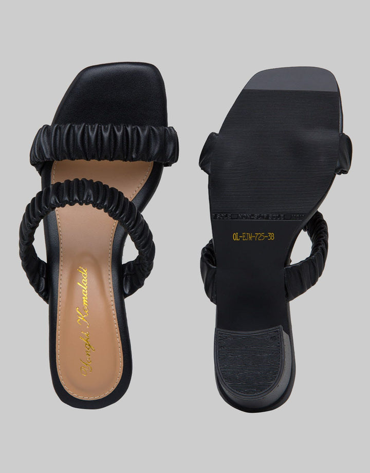 Yongki Komaladi Elvina Heels