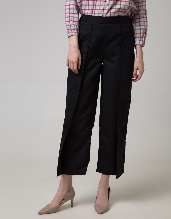Azzar Adalle Pants