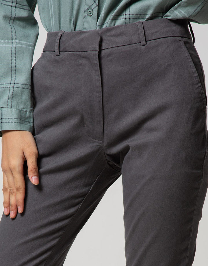 Geela Slim Fit Pants Dimgrey