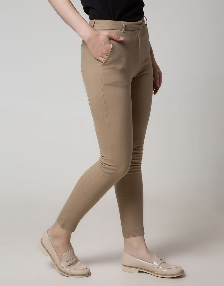 Geela Slim Fit Pants Khaky
