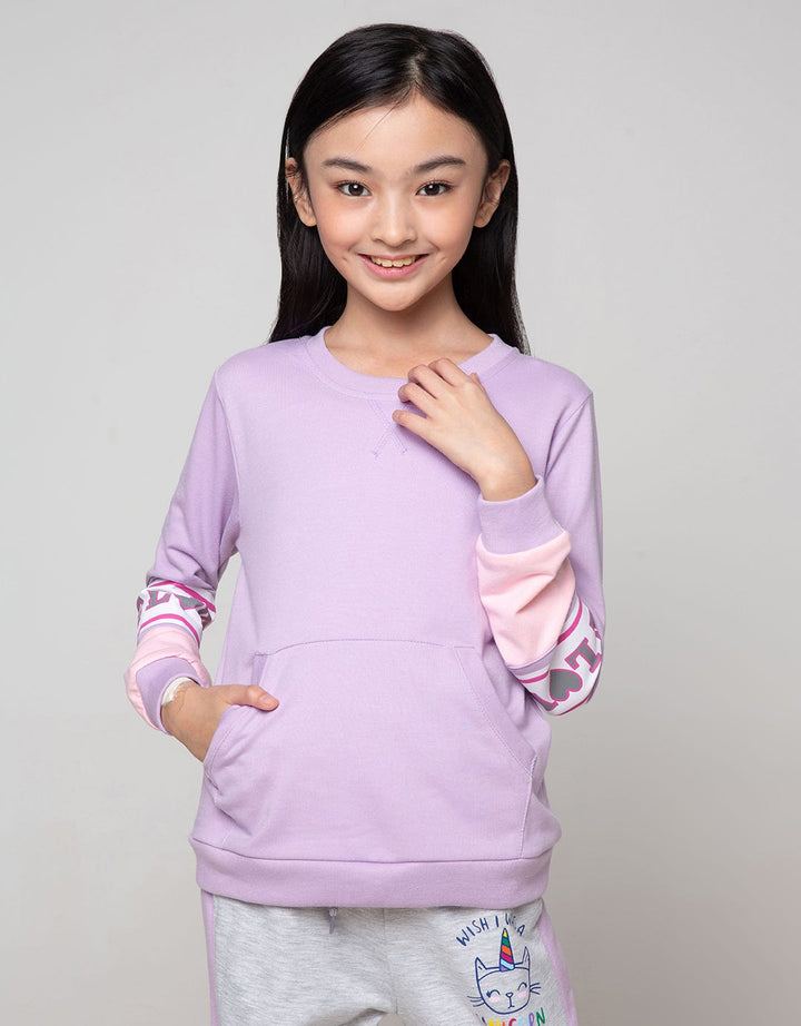 Aero Sweatshirt Kantong Love