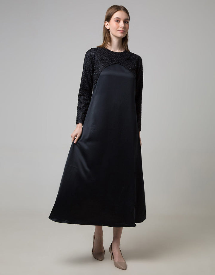 Azzar Gessa Maxi Dress