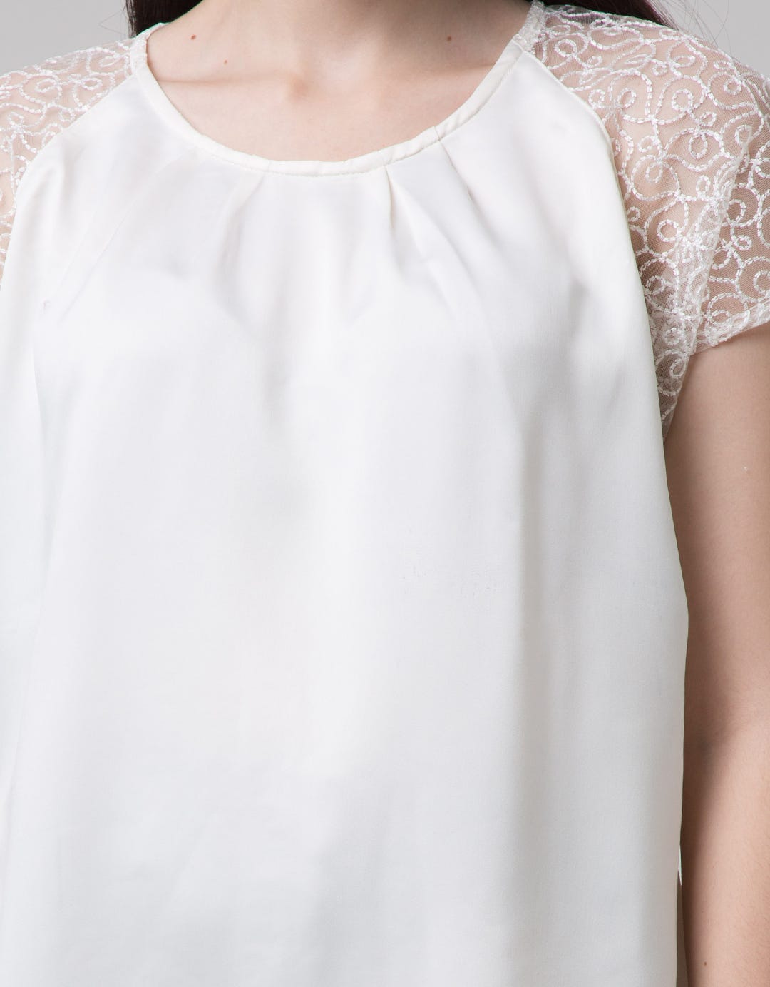 Sophistix Accra Blouse With Lace In Offwhite
