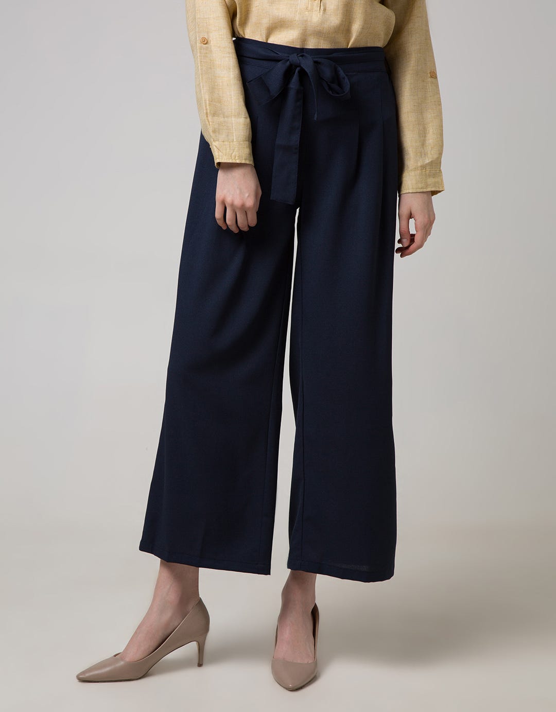 Sophistix Aria Pants In Navy W/ Belt