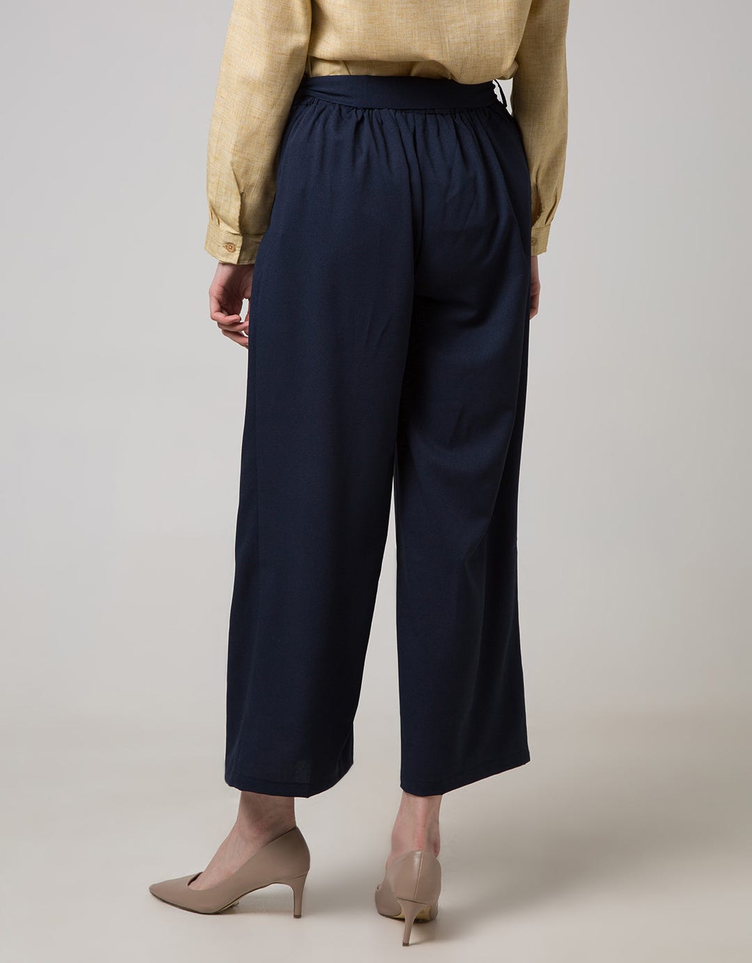 Sophistix Aria Pants In Navy W/ Belt