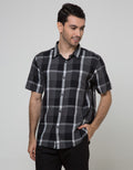 Gab's Kemeja Basic Pendek Plaid Motif