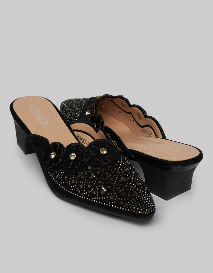 Peter Keiza Heels Flower Look